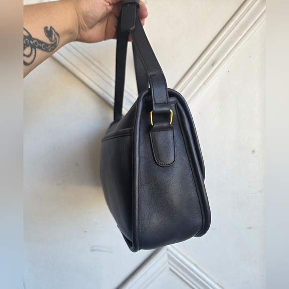 Vintage Coach NYC Navy City Bag 9790 💙🖤 HTF - Picture 5 of 16